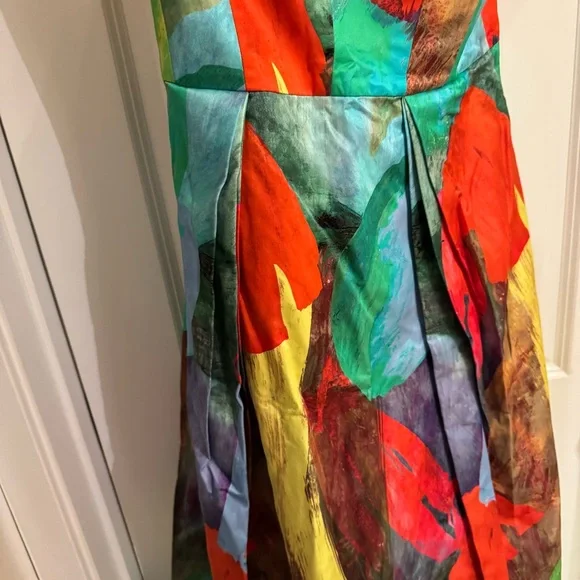 Milly Strapless Gown in Poppy and Green - Picture 3 of 8